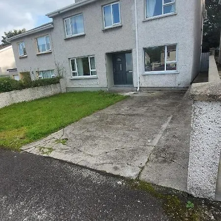 Small Single Letterkenny